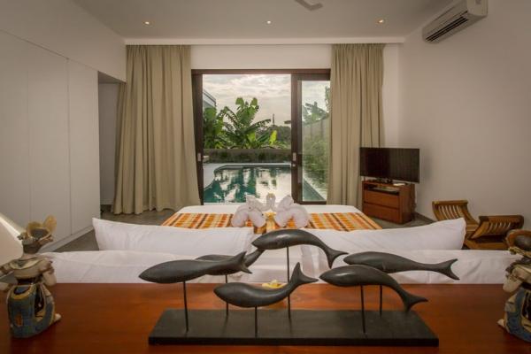 Pool View Bedroom With TV And AC