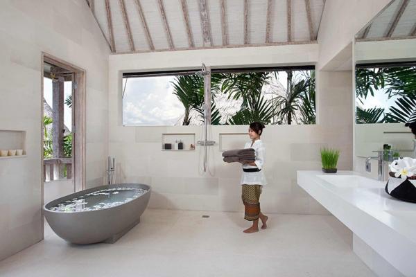 Indoor Shower And Bathtub At Master Bathroom