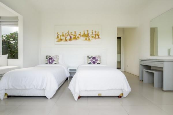 Villa Alun Guest Bedroom