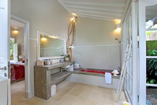 Bathroom 1a