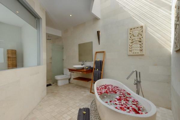 Bathroom With Bathtub