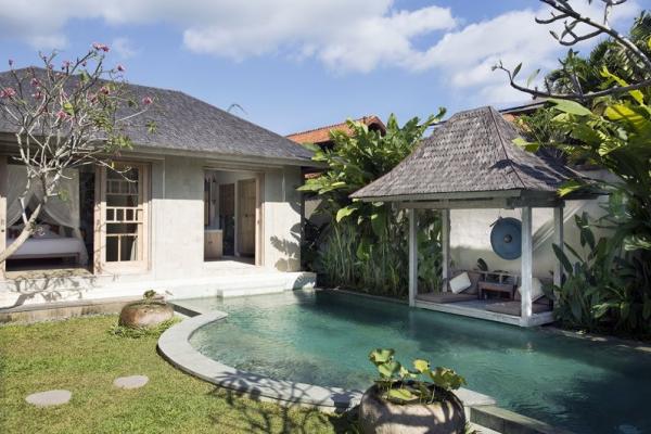 Swimming Pool And The Bale Bengong During Daytime